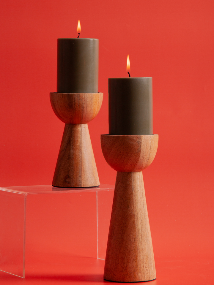 Pillar Candles & Wooden Candle Holder Bundle