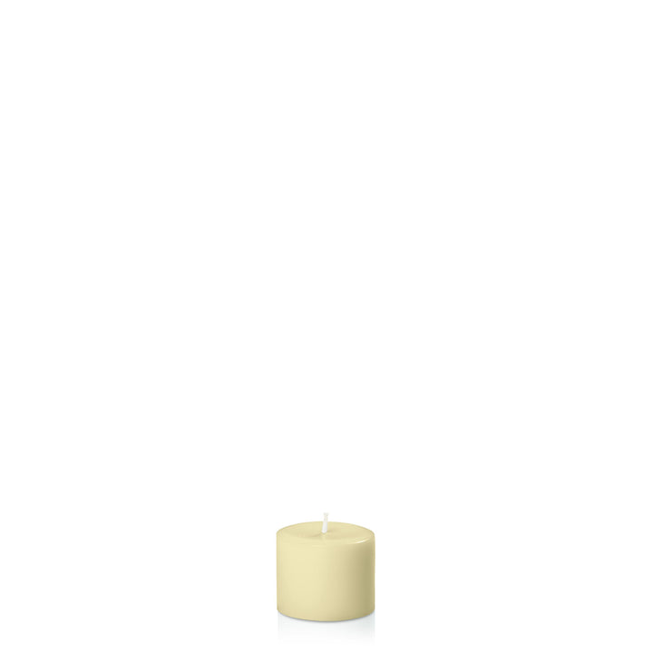 Buttercream 5cm x 4cm Slim Pillar Pack of 1