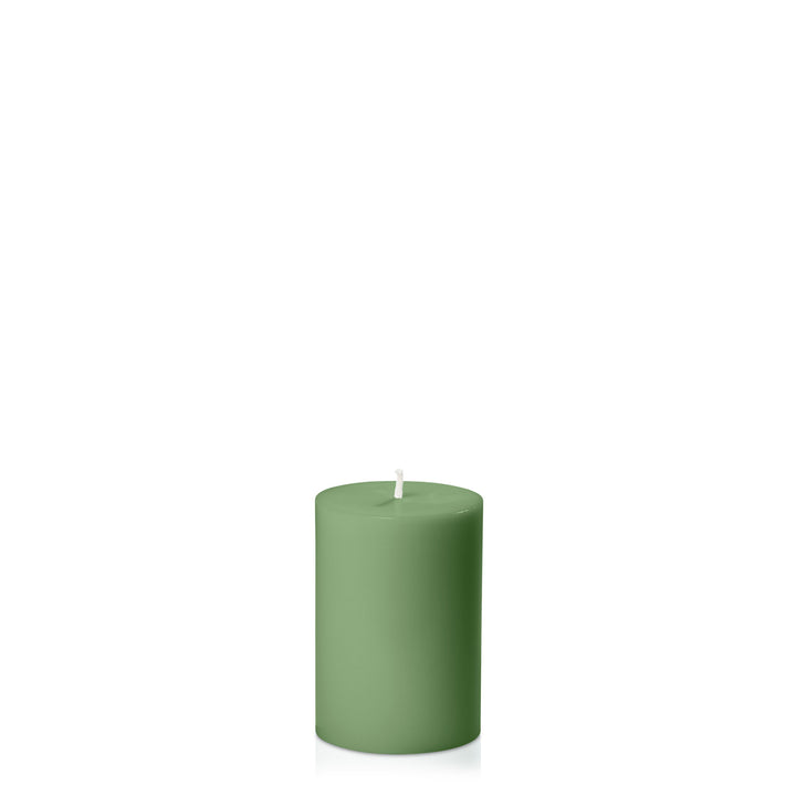 Green 7cm x 10cm Pillar Pack of 1