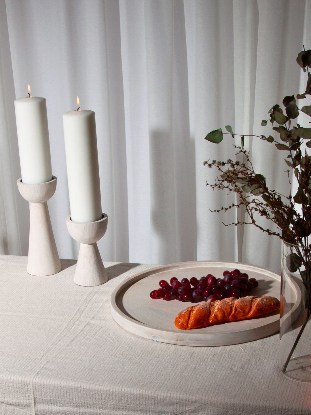 Whitewash Hunter Round Wooden Tray